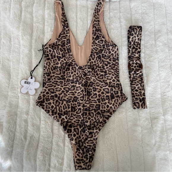 🌿|NWT| Beach Riot x Cella Jane Sierra One Piece in Cheetah - Picture 11 of 15